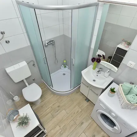 Deluxe Guest house Makarska